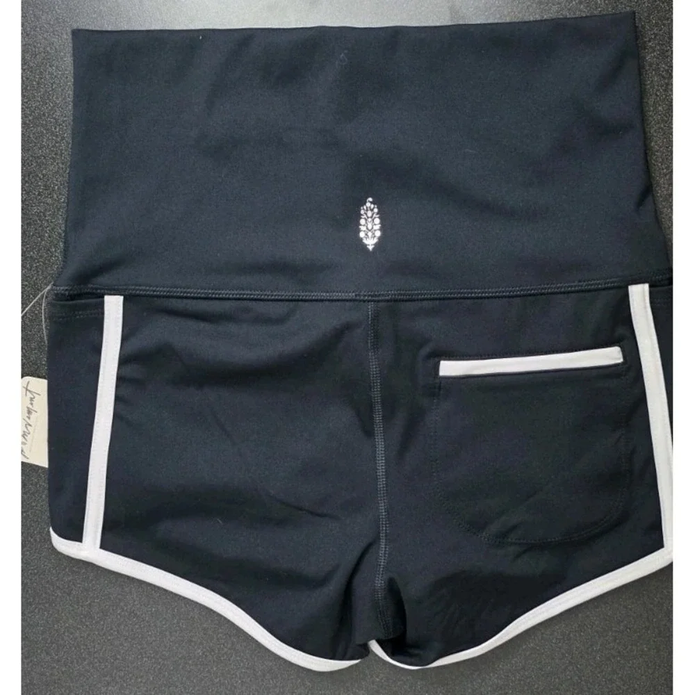 NWT Island Time Free People FP Movement Shorts Black High Waist‎ XS Yoga Shortie